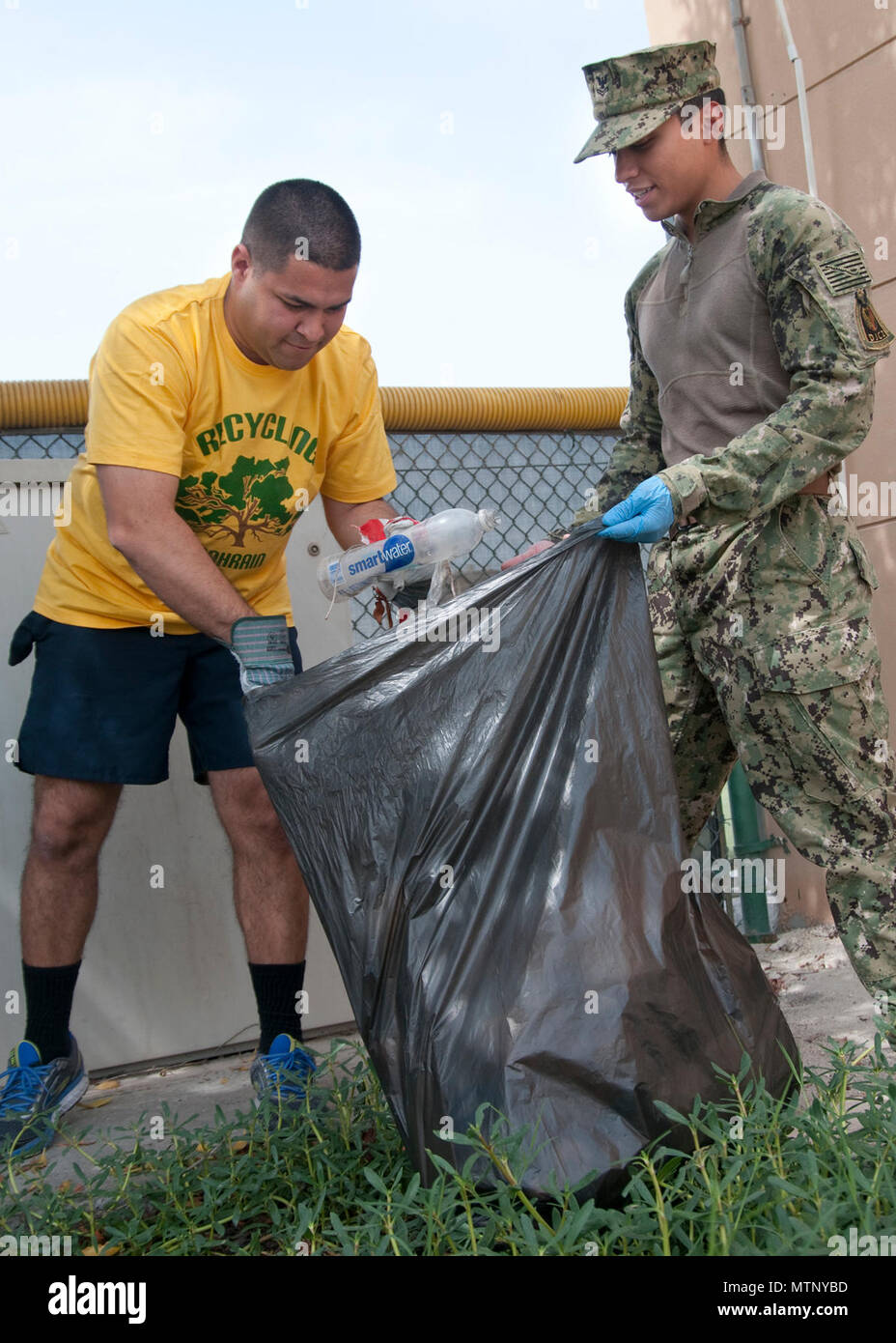 MANAMA, Bahrain (April 25, 2017) Operations Specialist 1st Class John Gutierrez and Information