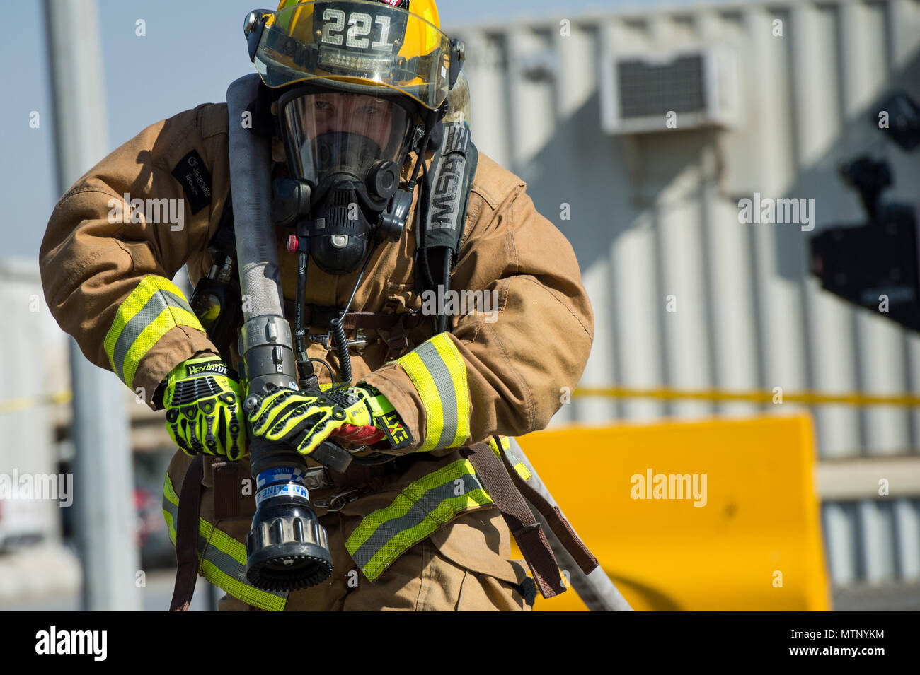 Combined hoisting hires stock photography and images Alamy
