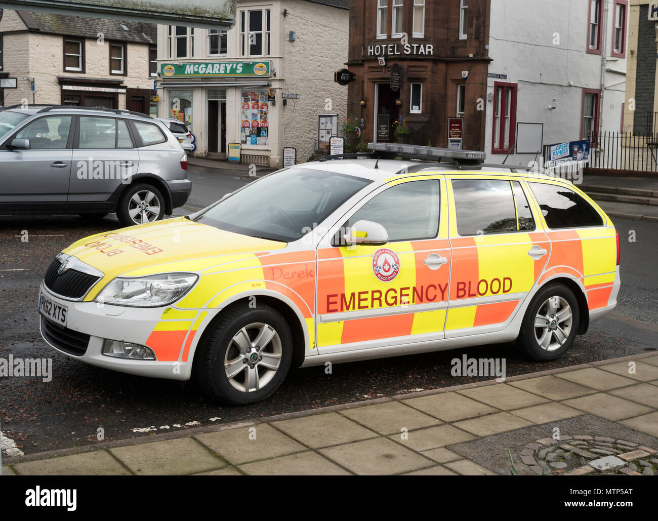 Emergency vehicle uk hires stock photography and images Alamy