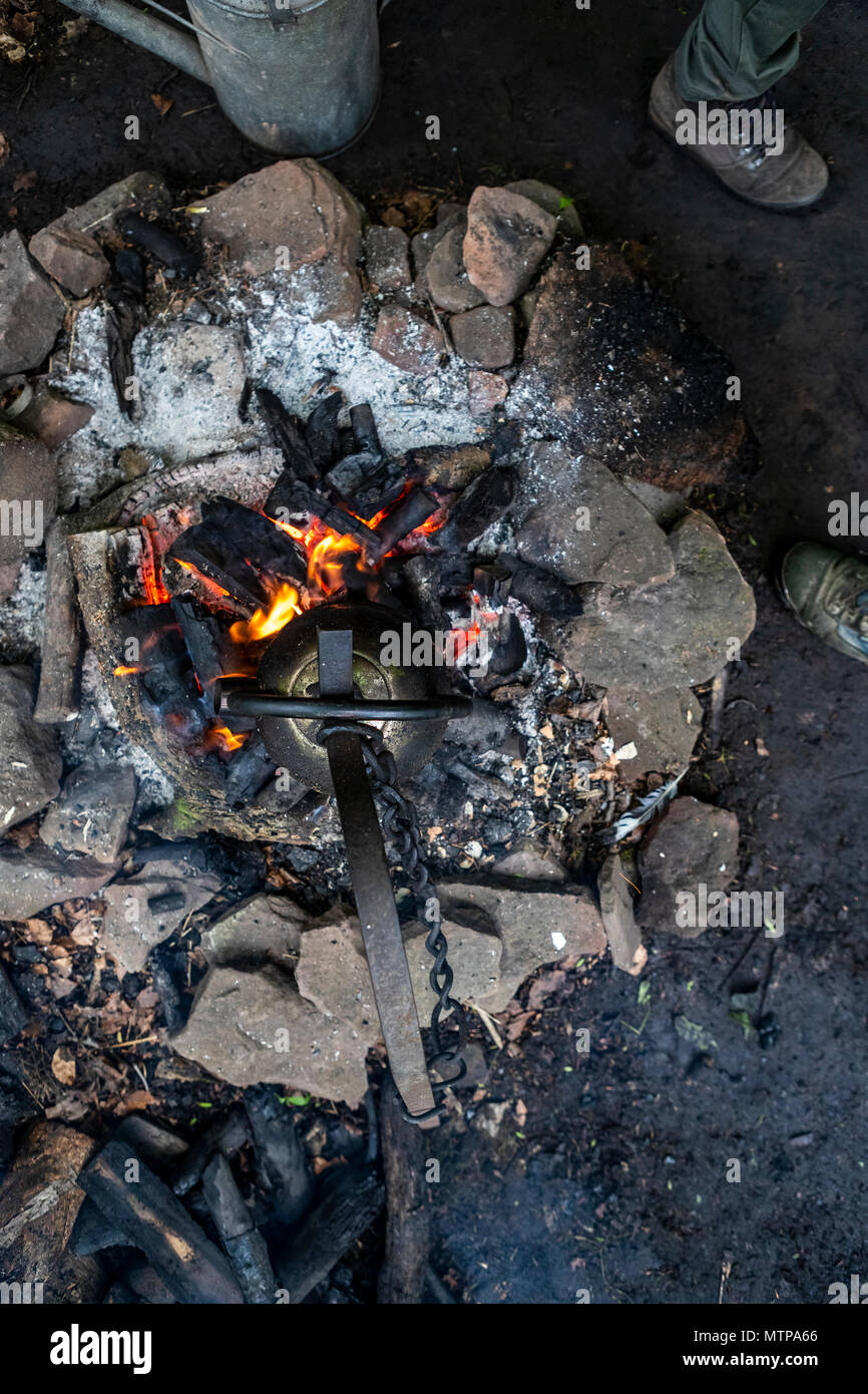 Traditional charcoal burners camp. Fire and Wood at Dean Heritage Centre Stock Photo Alamy