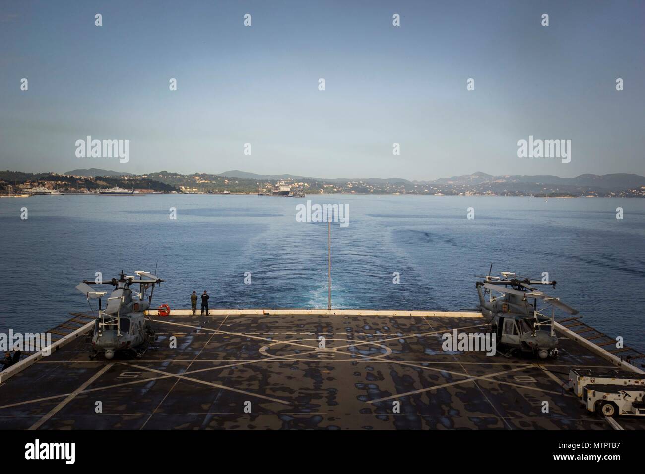 CORFU, GREECE (May 17, 2018) The San Antonio-class amphibious transport dock USS New York (LPD 21) departs Corfu, Greece, May 21, 2018, following scheduled port visit. New York, since departing its home port of Mayport, Florida, has been providing a forward naval presence that supports maritime security operations, crisis response and theater security cooperation in European, Africa, and Middle Eastern theaters. (U.S. Marine Corps photo by Cpl. Juan A. Soto-Delgado/Released) Stock Photo