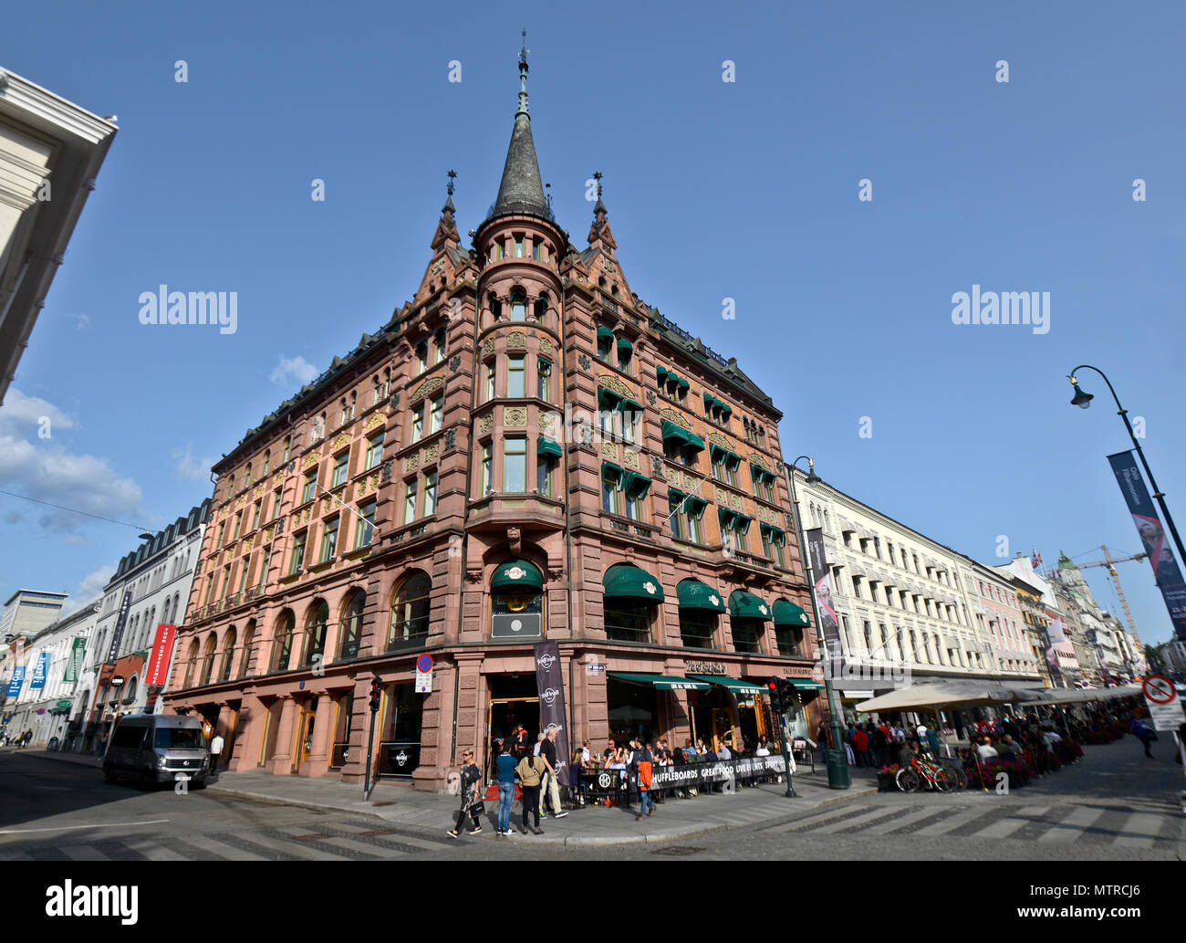 Karl Johans gate - Hard Rock Cafe, Oslo Stock Photo - Alamy