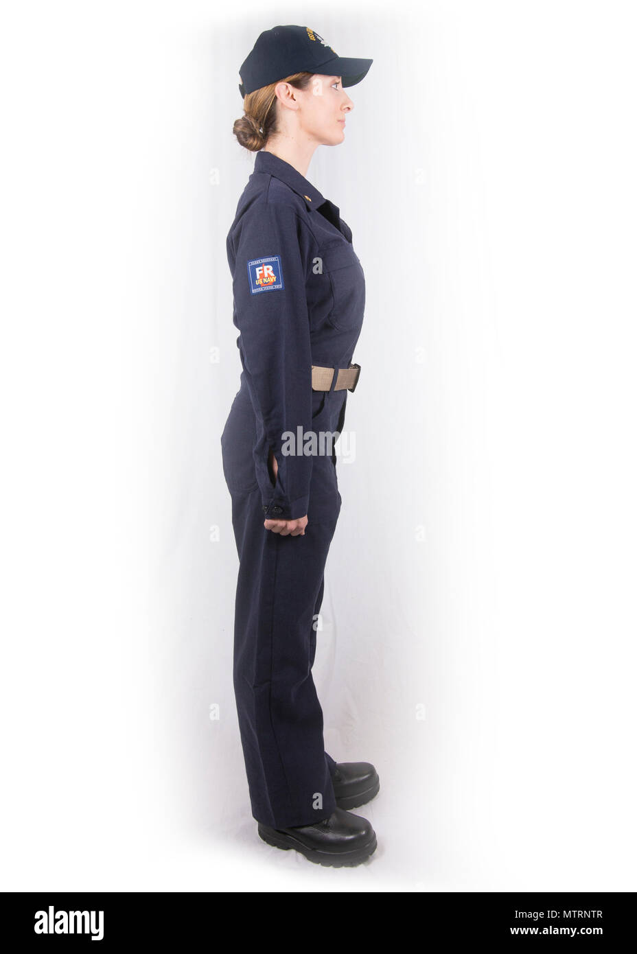 170113NIK388010 NORFOLK, Va. (Jan. 13, 2016) Lt. Commander Heather