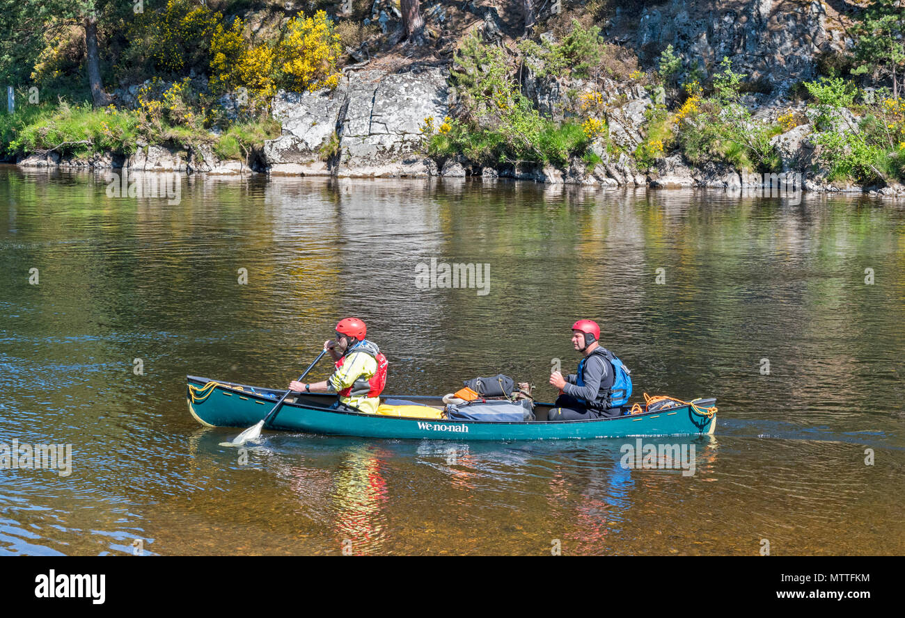 Canoe River Bank Stock Photos &amp; Canoe River Bank Stock ...