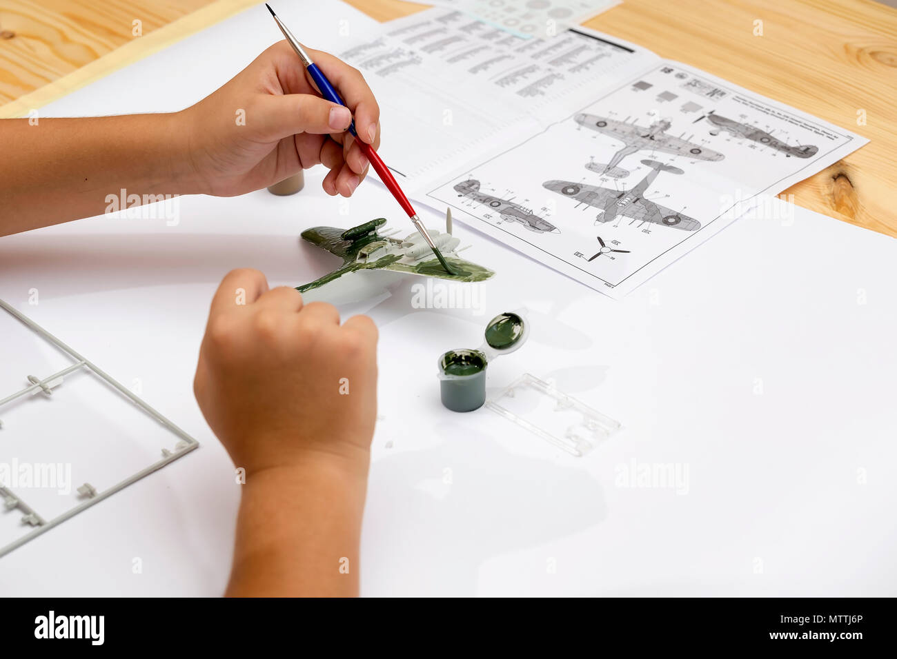 Plastic Model Kit High Resolution Stock Photography and Images Alamy