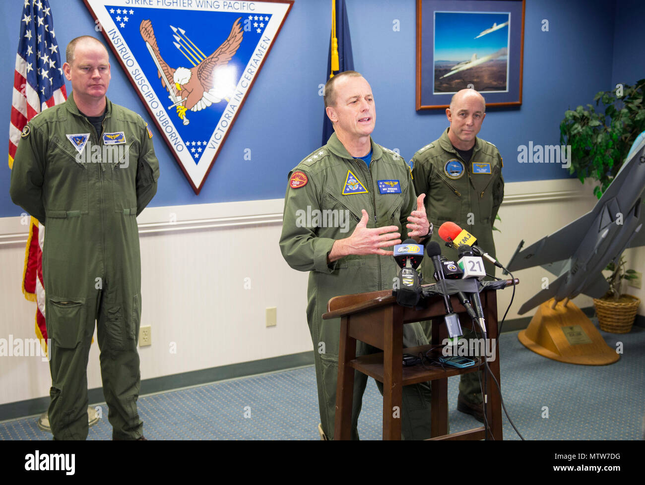 commander naval air forces pacific