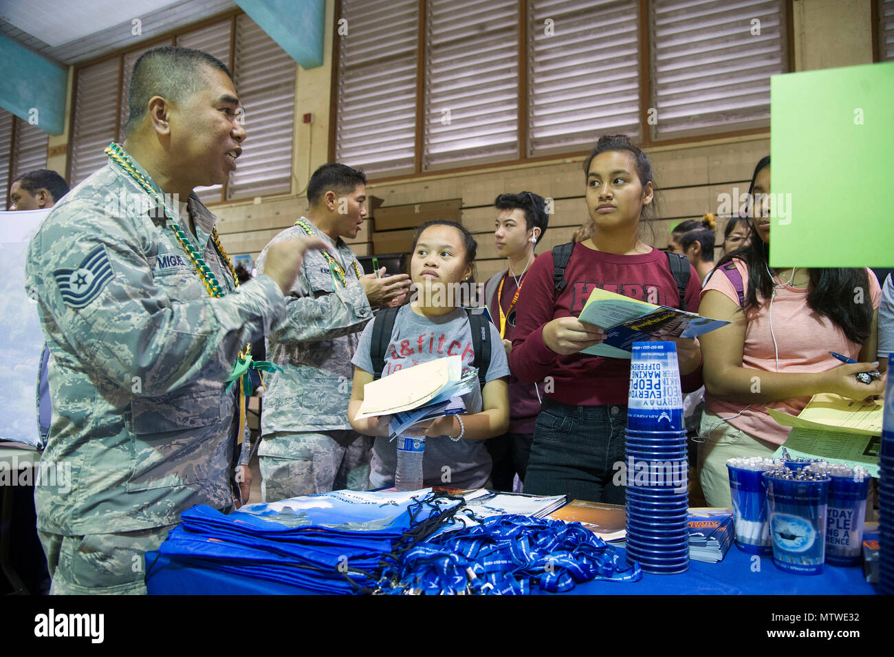 us air force reserve recruiter near me