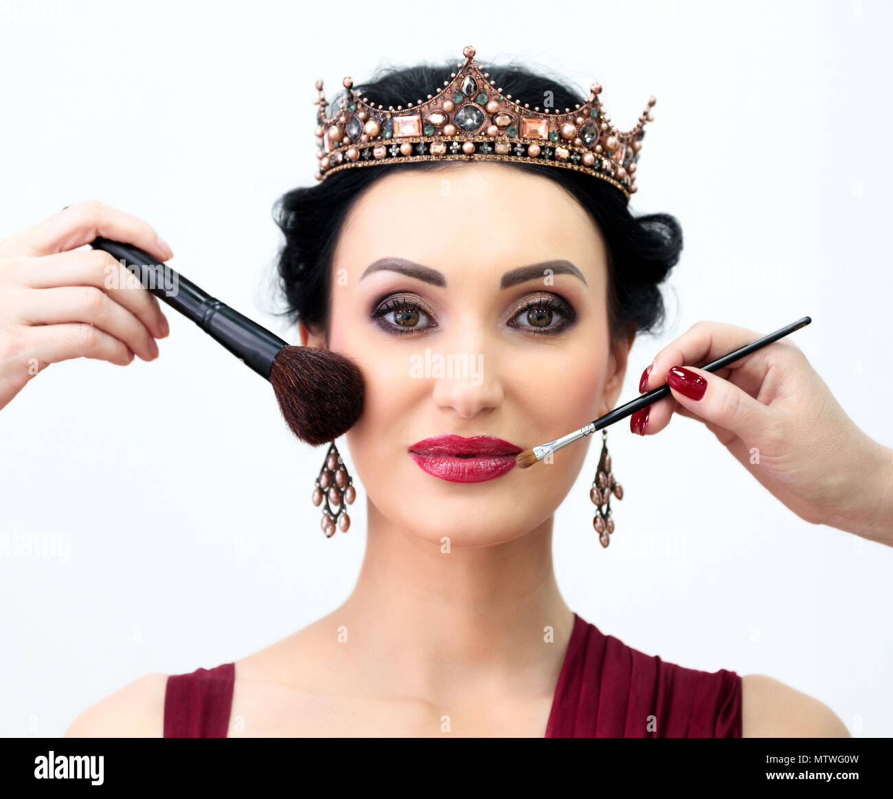 Closeup shot of beauty queen model in makeup process Stock Photo - Alamy