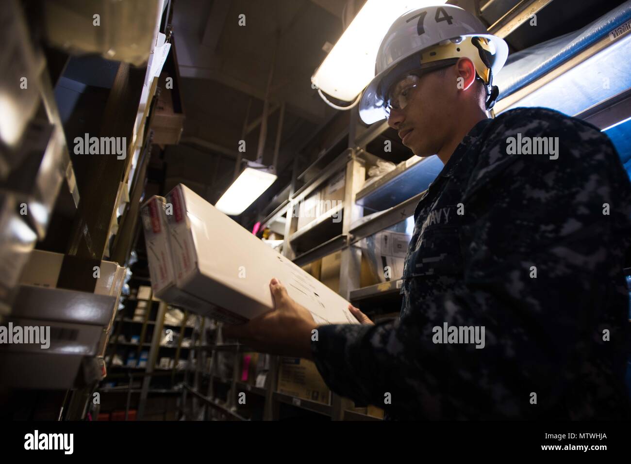 170130-N-BR551-022 BREMERTON, Washington (Jan. 30, 2017) Hospital Corpsman 3rd Class Faron Mitchell, from Dallas, inventories medical supplies aboard USS John C. Stennis (CVN 74). John C. Stennis is currently in port preparing for a planned incremental availability. (U.S. Navy photo by Mass Communication Specialist 3rd Class Dakota Rayburn / Released) Stock Photo
