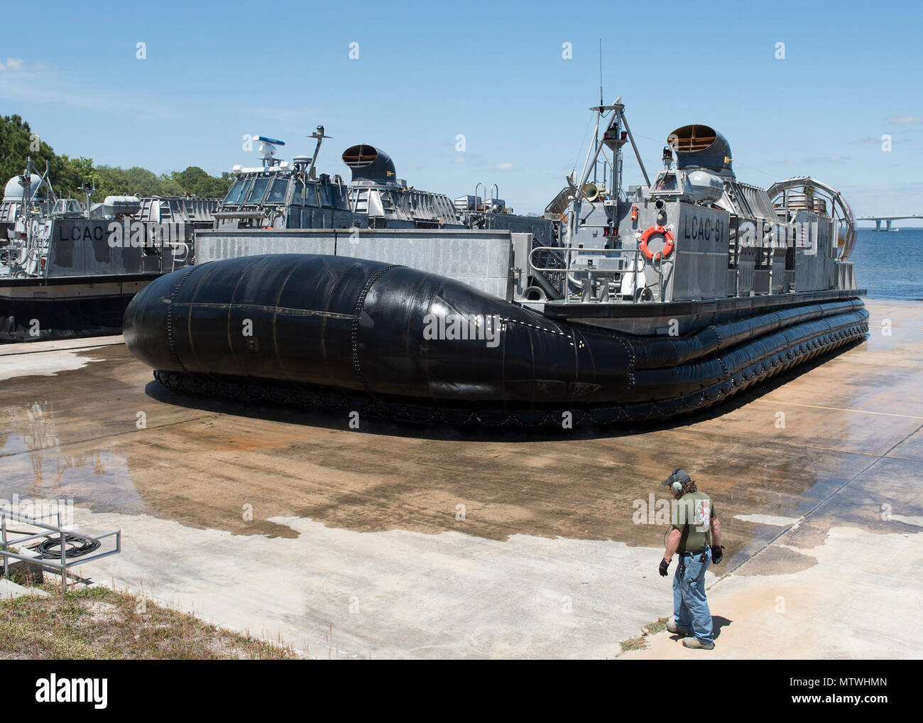 Navsea warfare centers hires stock photography and images Alamy
