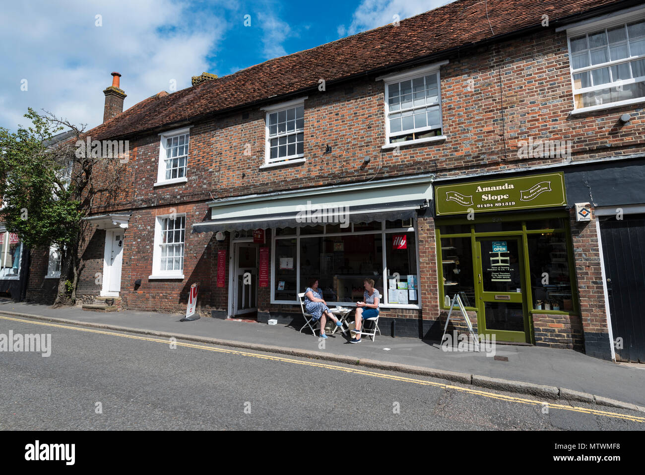 Cafe Toria and Sandwich Bar in Missenden Stock Photo Alamy