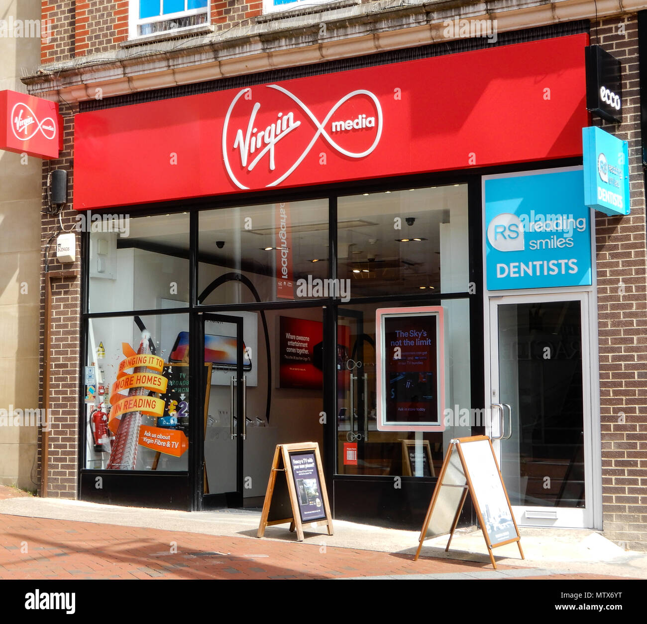 Virgin media shop hi-res stock photography and images - Alamy