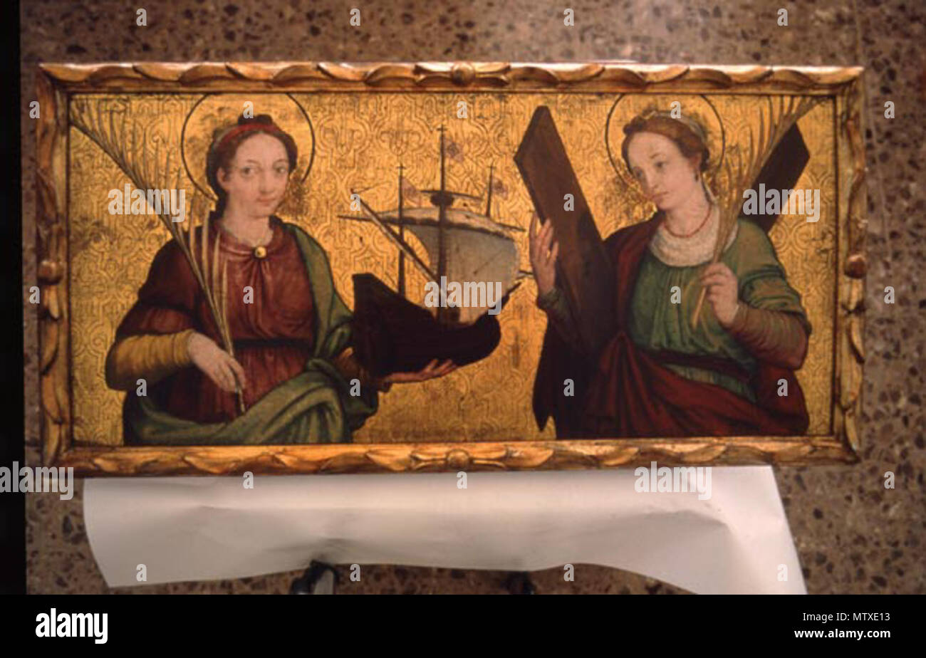 . English: Gothic altarpiece with Saints Madrona (left) and Eulalia (right), from a Barcelona painter of 16th century. 16th century. Anonymous Catalan 542 Santa madronaRetaule Stock Photo