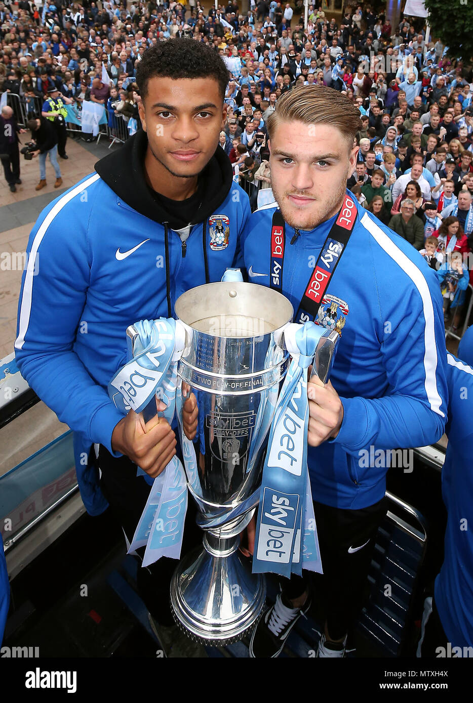 jordan thompson soccer