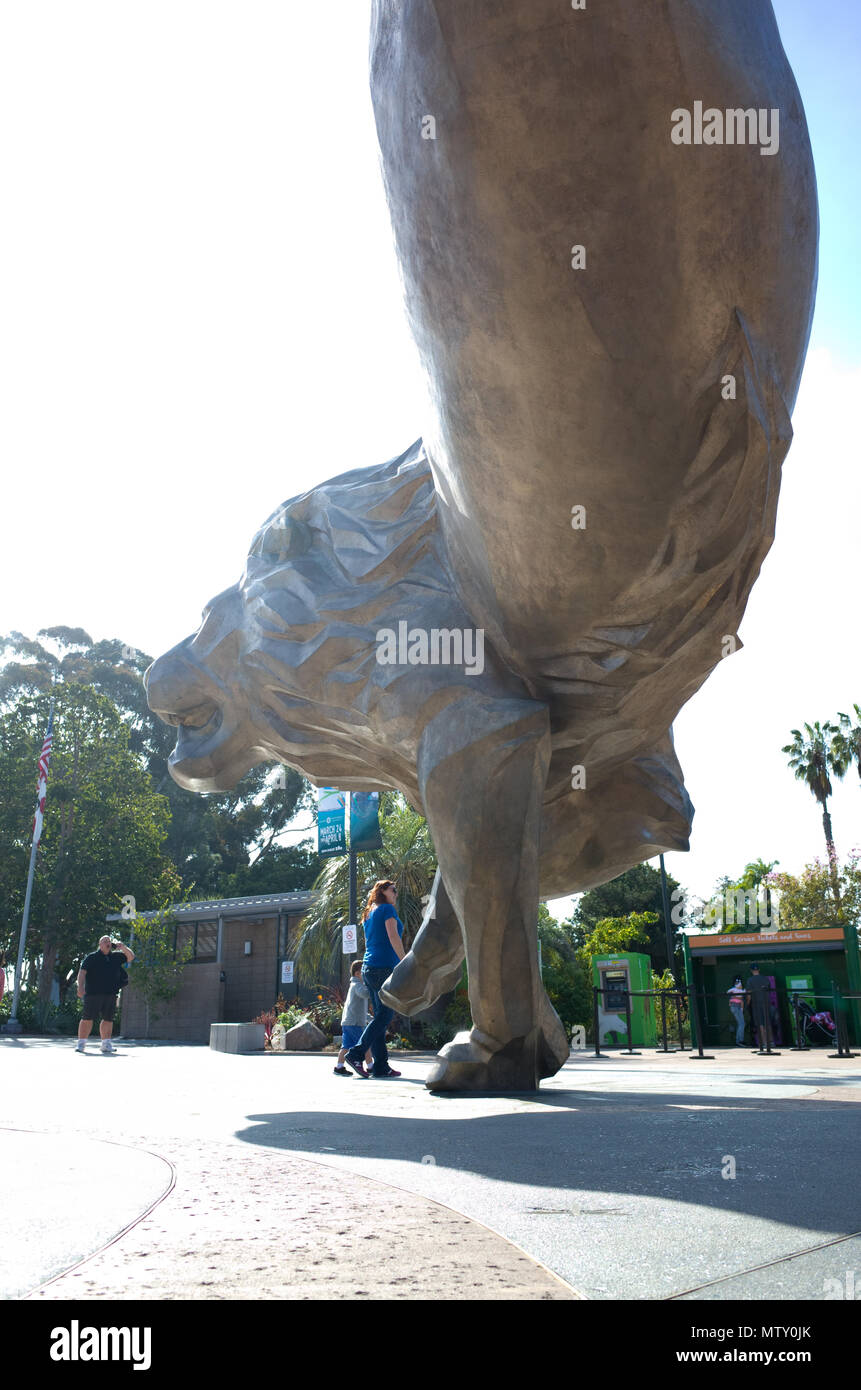 27 feet of Rex the Lion now greets visitors at the world famous San
