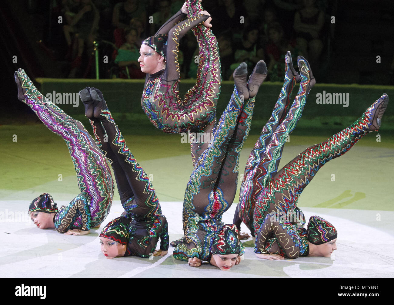 Kiev, Ukraine. 30th May, 2018. Ukrainian artists from folk circus studio ''Arlekino'' perform ''Valley of snakes'' performance during International Youth Circus Art Festival ''Golden Chestnut'' at the Ukrainian National Circus in Kiev, Ukraine, on 30 May 2018. The best circus collectives and individual masters of circus art from Switzerland, China, Italy, Czech Republic, Lithuania, Latvia, Israel, Belarus and Ukraine take part in the Ñircus festival.The festival will be staged from May 30 till 01 June. Credit: Serg Glovny/ZUMA Wire/Alamy Live News Stock Photo