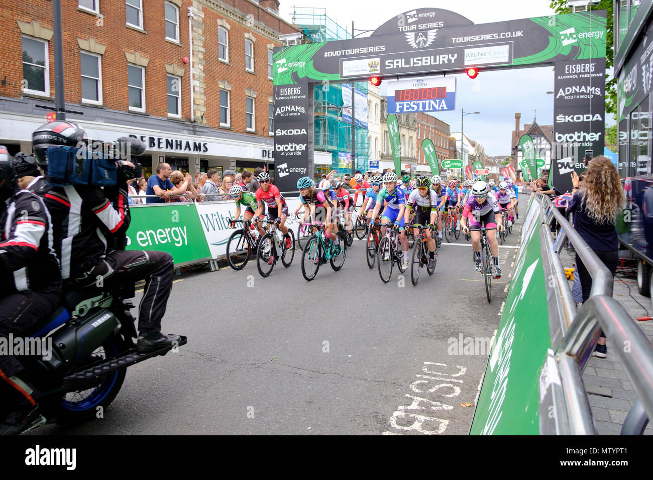 Salisbury, UK. 31st May 2018 Salisbury. Part of the recovery programme for Salisbury after recently nerve agent attack, the city hosted the finals of the elite OVO Energy Tour Series. Wiltshire Council and Salisbury City Council supported the race, which took place in Wiltshire for the first time as part of the Salisbury recovery programme. The prestigious tour reach its exciting climax, when the men's and women's teams race for victory after competing in eight previous rounds in different cities. Credit: © pcp/ Alamy Stock Photo (Default)/Alamy Live News Stock Photo