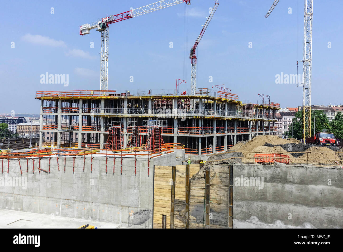 New apartments and office building at the main railway station