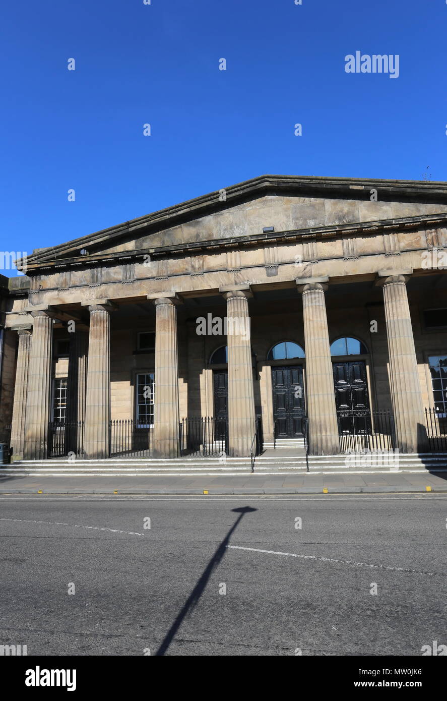 Exterior of Perth Sheriff Court Scotland May 2018 Stock Photo Alamy