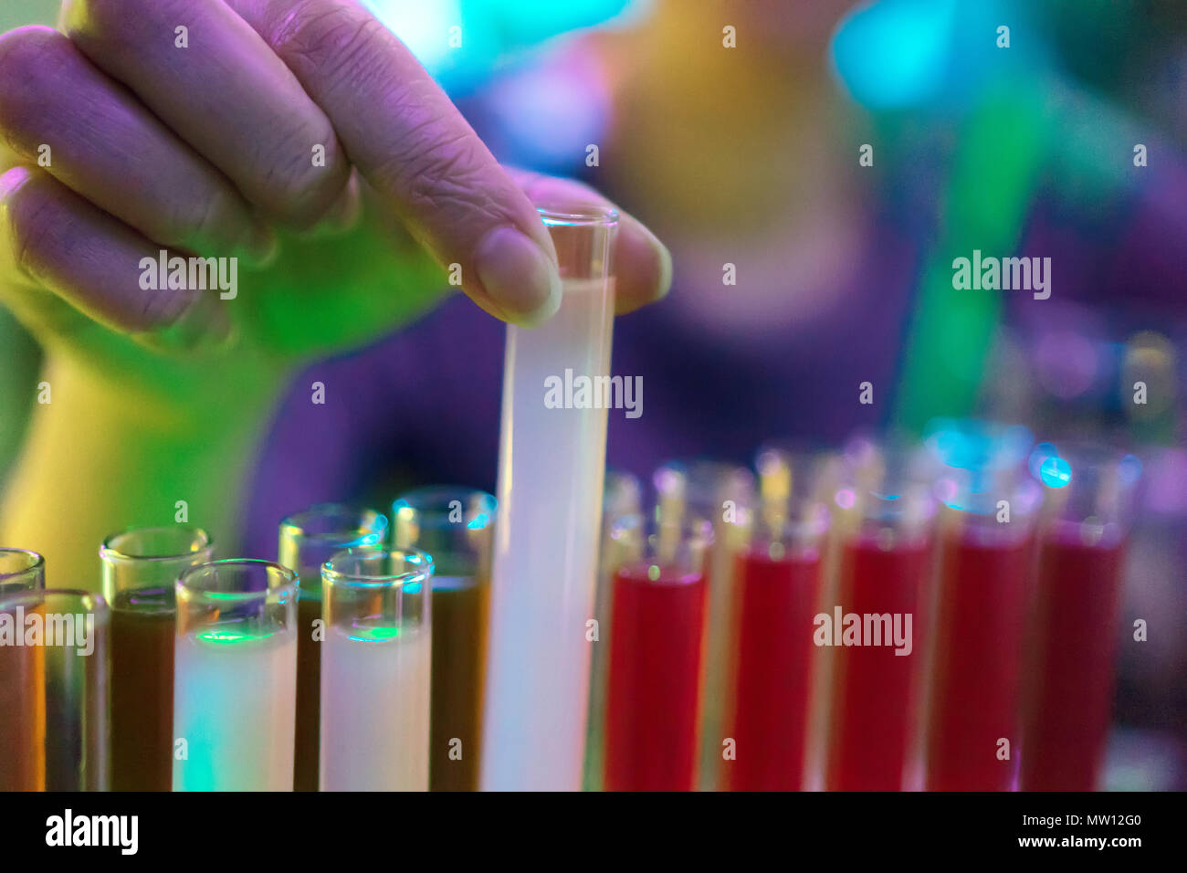 Cocktail lab hi-res stock photography and images - Alamy