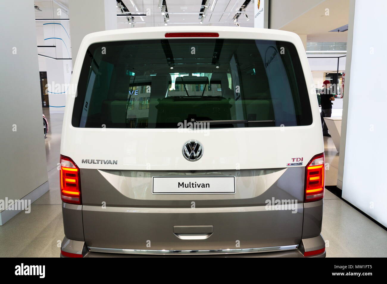 VW T5 Multivan 2.0 TDI BlueMotion im Test