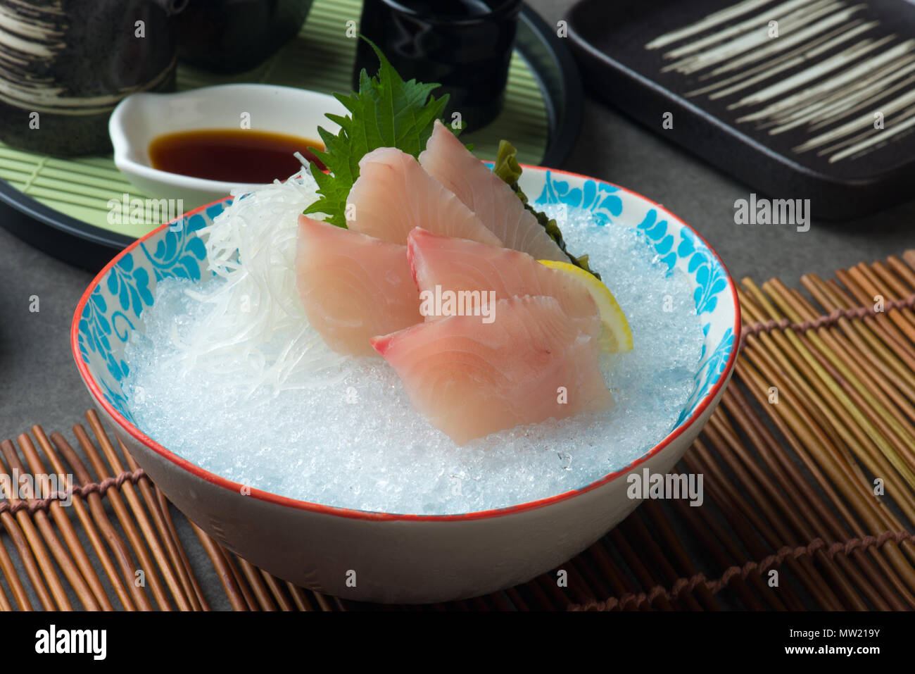 hon maguro ohtoro, fresh tuna fatty belly sashimi sushi Stock Photo Alamy