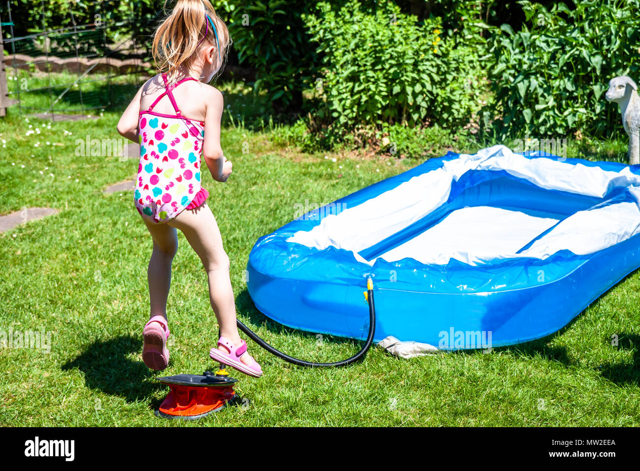 little blow up pools