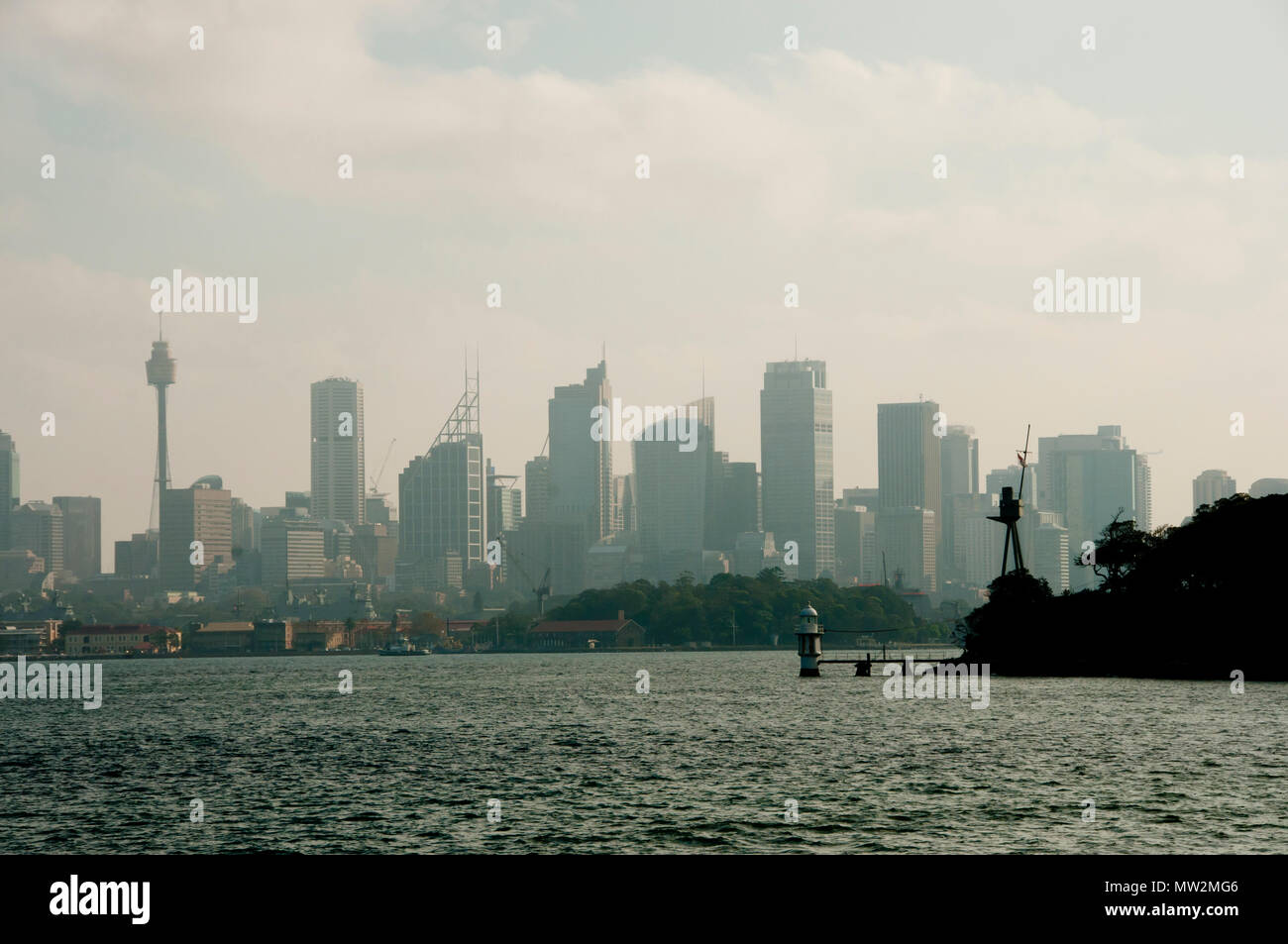 Sydney skyline silhouette hi-res stock photography and images - Alamy