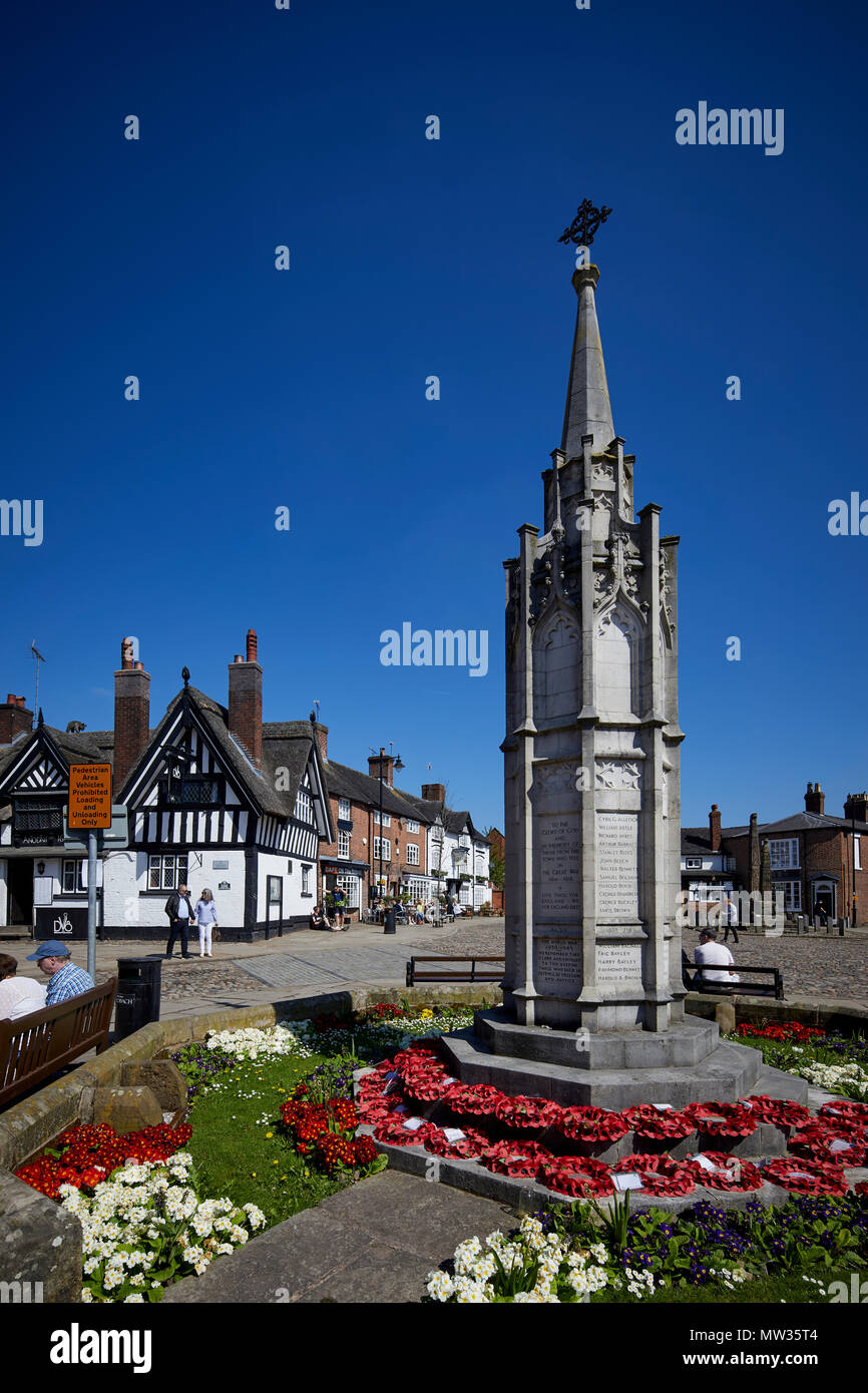 400 year old historic house hi-res stock photography and images - Alamy