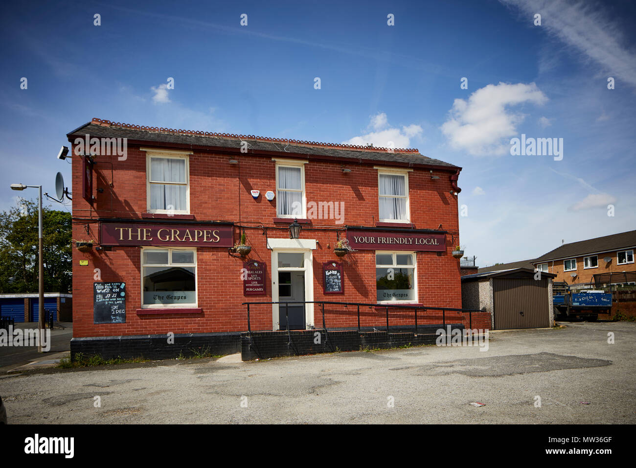 Stockport The Grapes Pub In Heaton Norris Famed For Early
