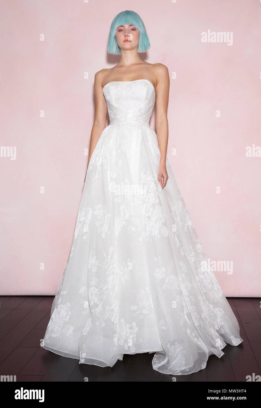 strapless open back dress Long Sleeves Sheath Lace Prom Dress Red Wedding Dress with Chapel Train ARD2661
