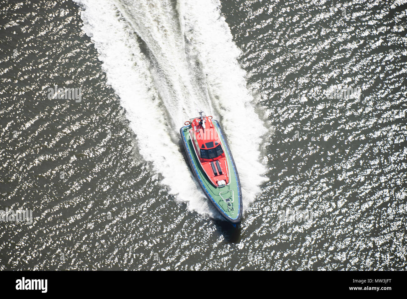 Aerial photo of pilot boat hi-res stock photography and images - Alamy
