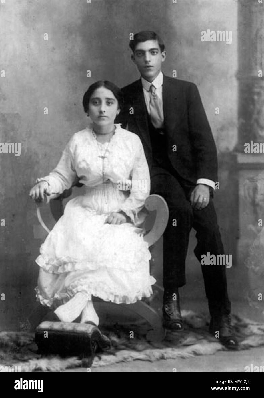 . English: Portuguese immigrant couple in São José do Rio Preto, Brazil (1887) . 3 August 2010, 16:46:33. Unknown 116 Casal imigrantes portugueses Stock Photo