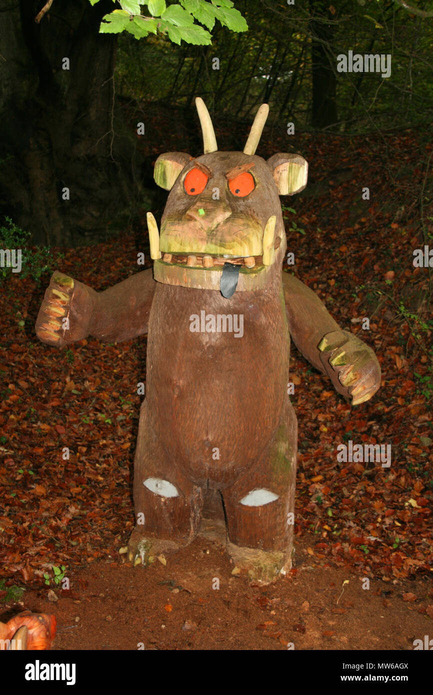 wooden gruffalo carving Stock Photo Alamy