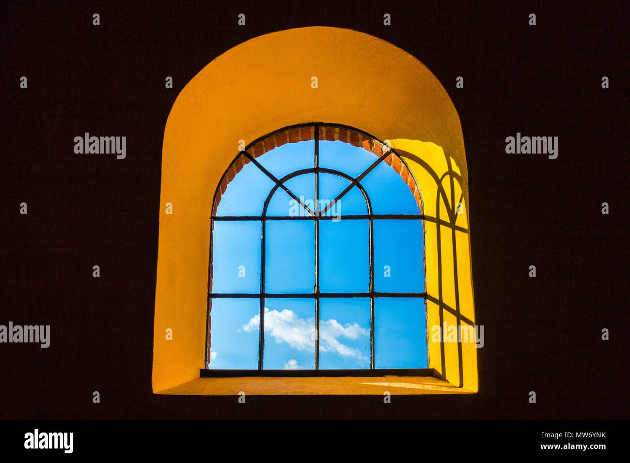 Arched window: architecture of art inkubator and art factory łódz ...