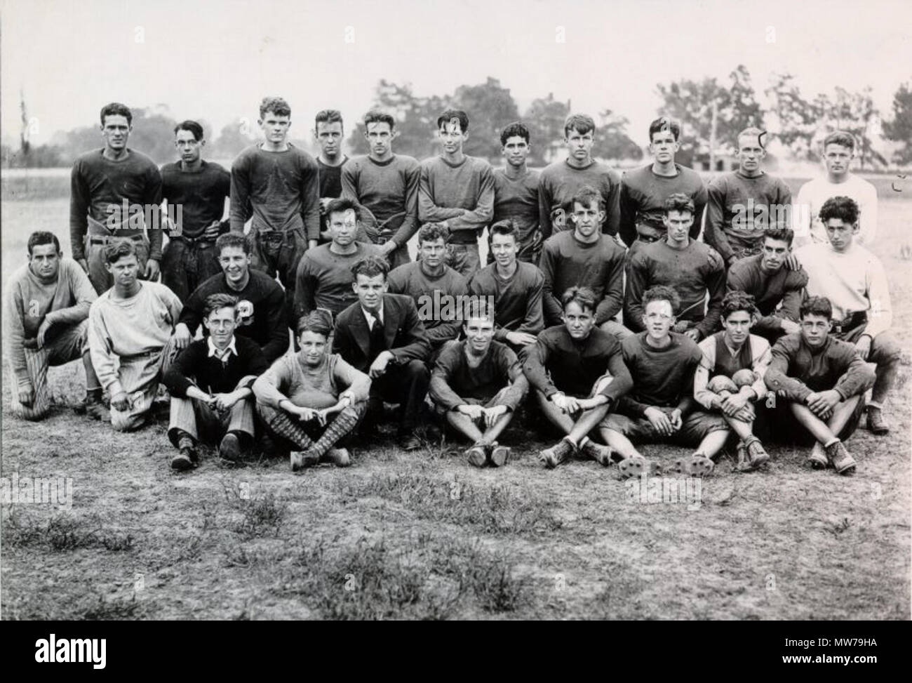 . English Team photo of 193031 Norfolk Braves . 1 September 1930. Old