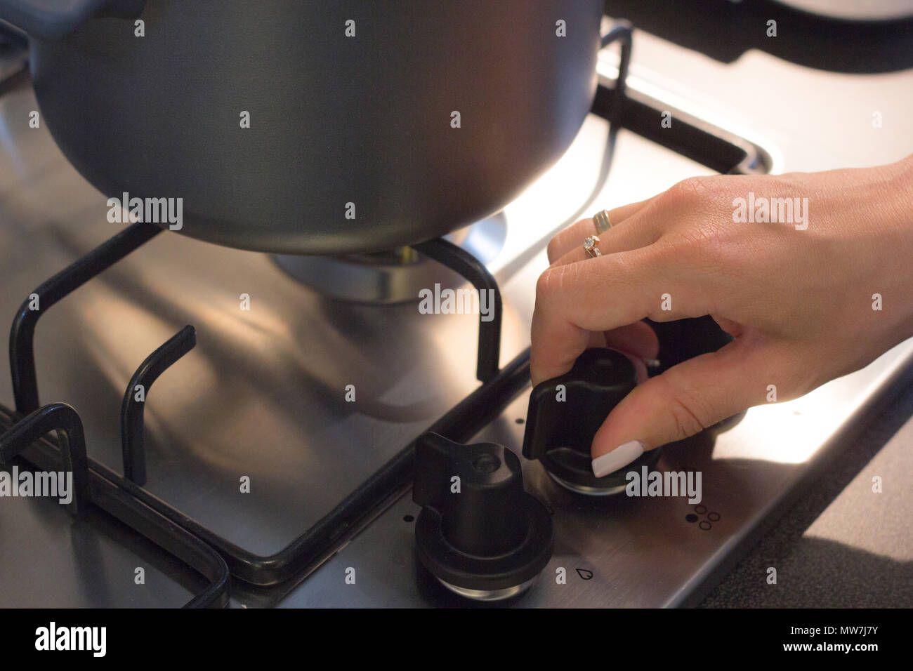 Burn Hand Stove High Resolution Stock Photography and Images Alamy