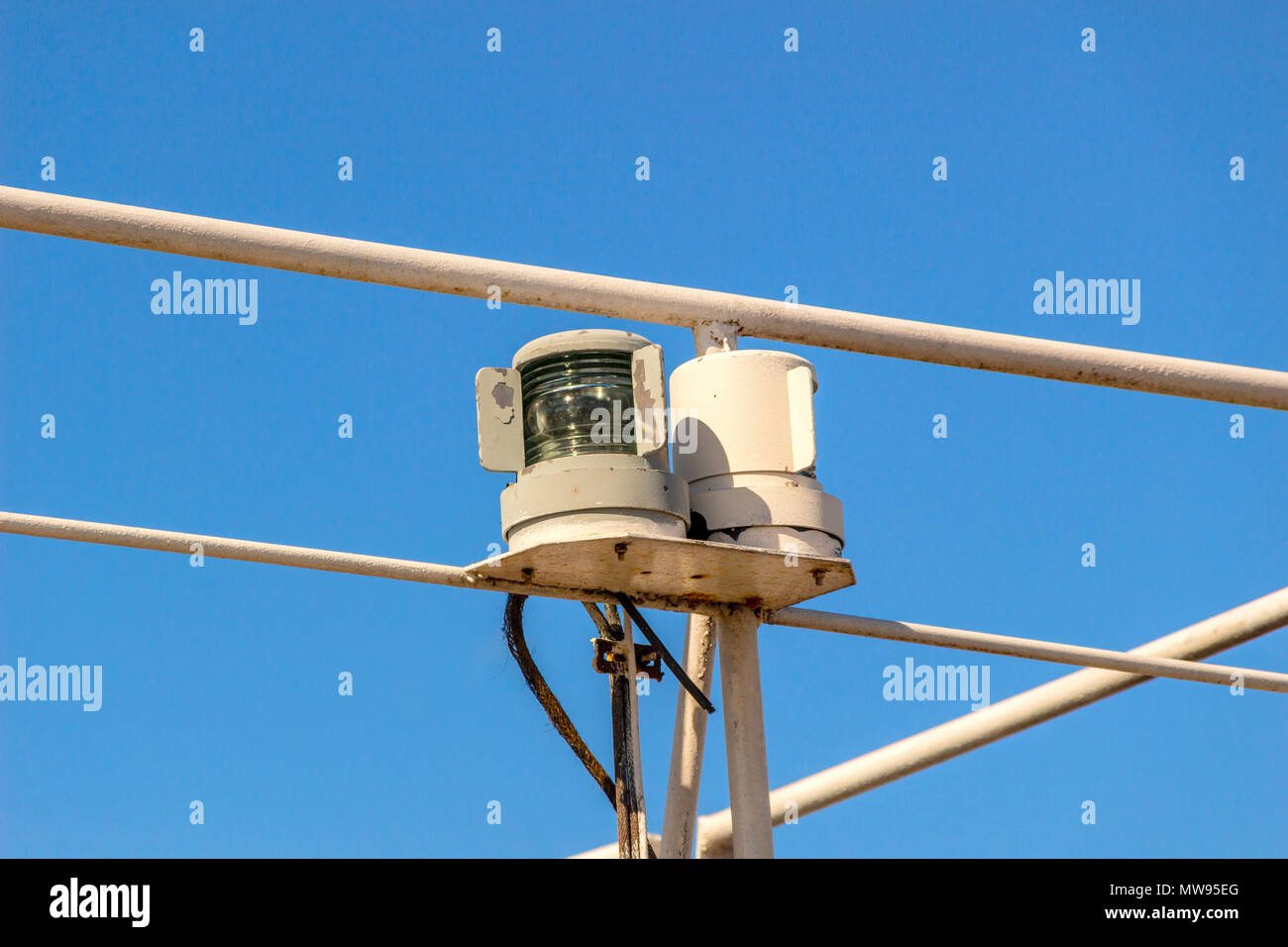 Ship navigation lights hires stock photography and images Alamy