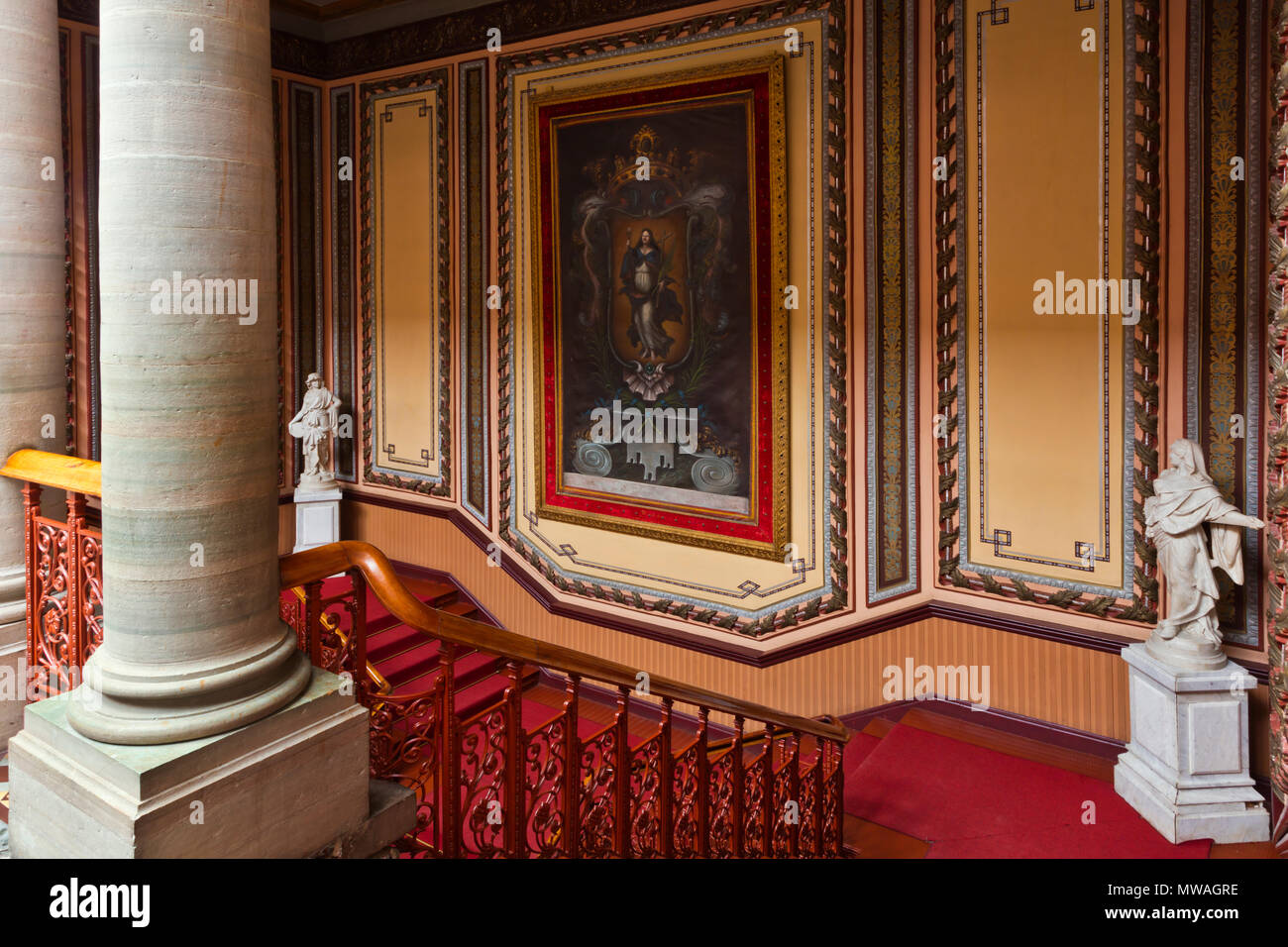 Grand theater interior hi-res stock photography and images - Alamy