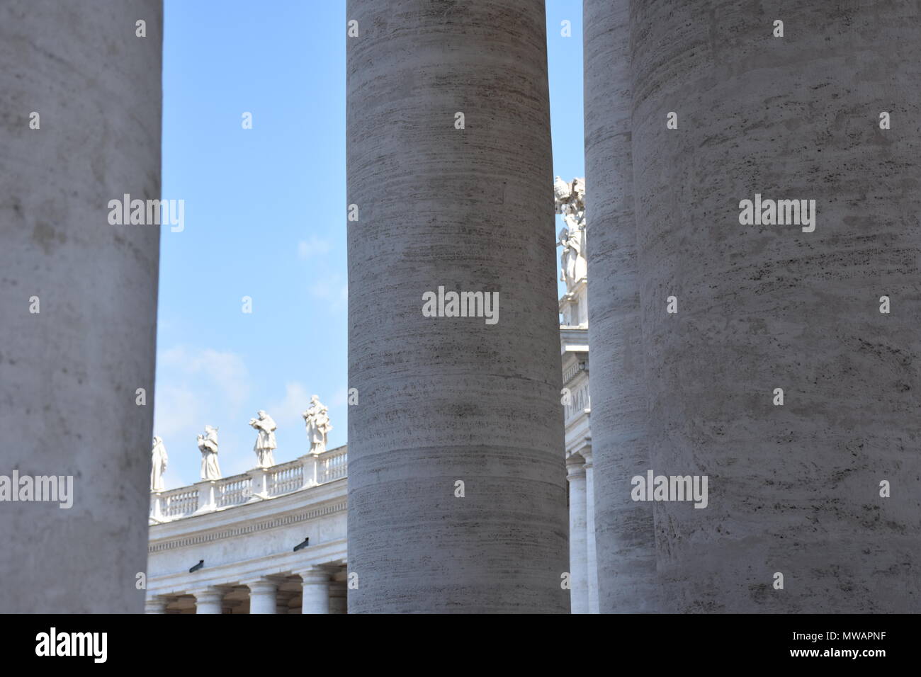 Monolithic Columns High Resolution Stock Photography and Images Alamy