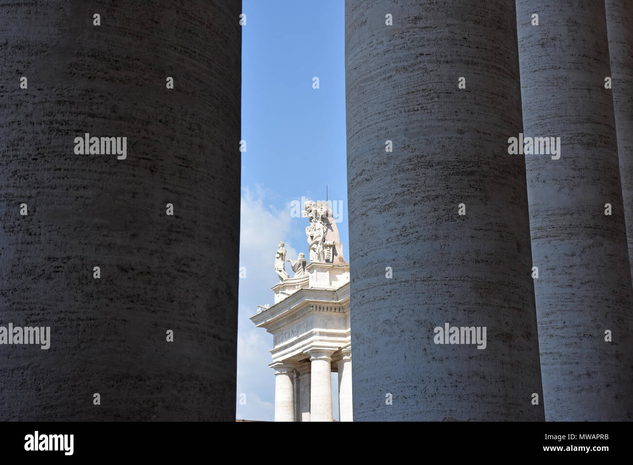 Monolithic Columns High Resolution Stock Photography and Images Alamy