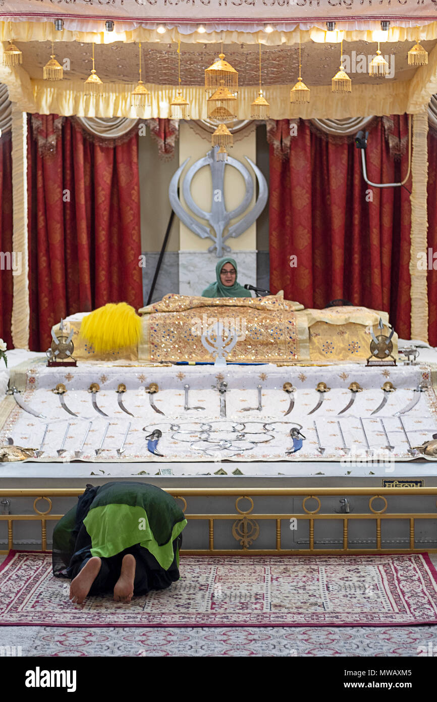 Sikh woman hires stock photography and images Alamy