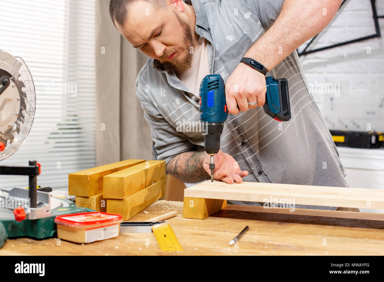 Electric drill for wood deals