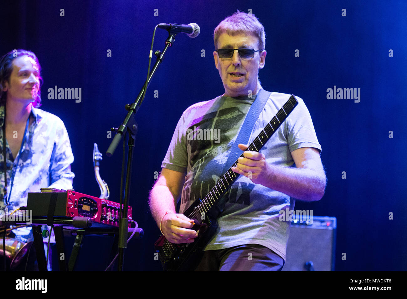 Gong band hires stock photography and images Alamy