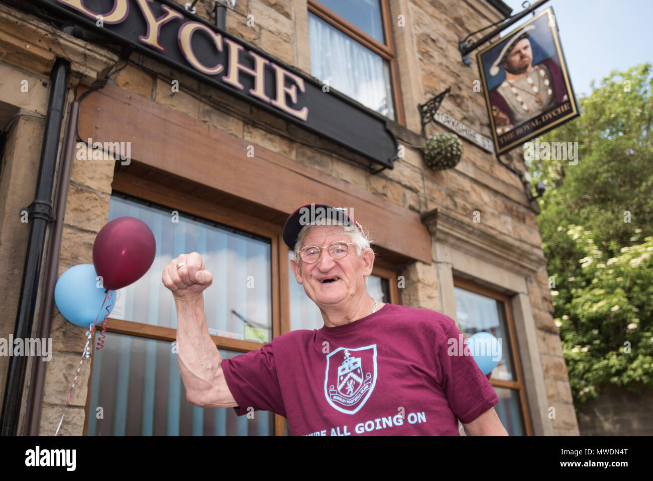 Burnley, Lancashire, UK. 1st Jun, 2018. Derek 'Rocky' Mills officially unveils The Royal Dyche Pub. The pub changed its name from the Princess Royal following a promise that if Burnley Football Club manager Sean Dyche lead the team into Europe it would be renamed in his honour. Credit: Howard Harrison/Alamy Live News Stock Photo