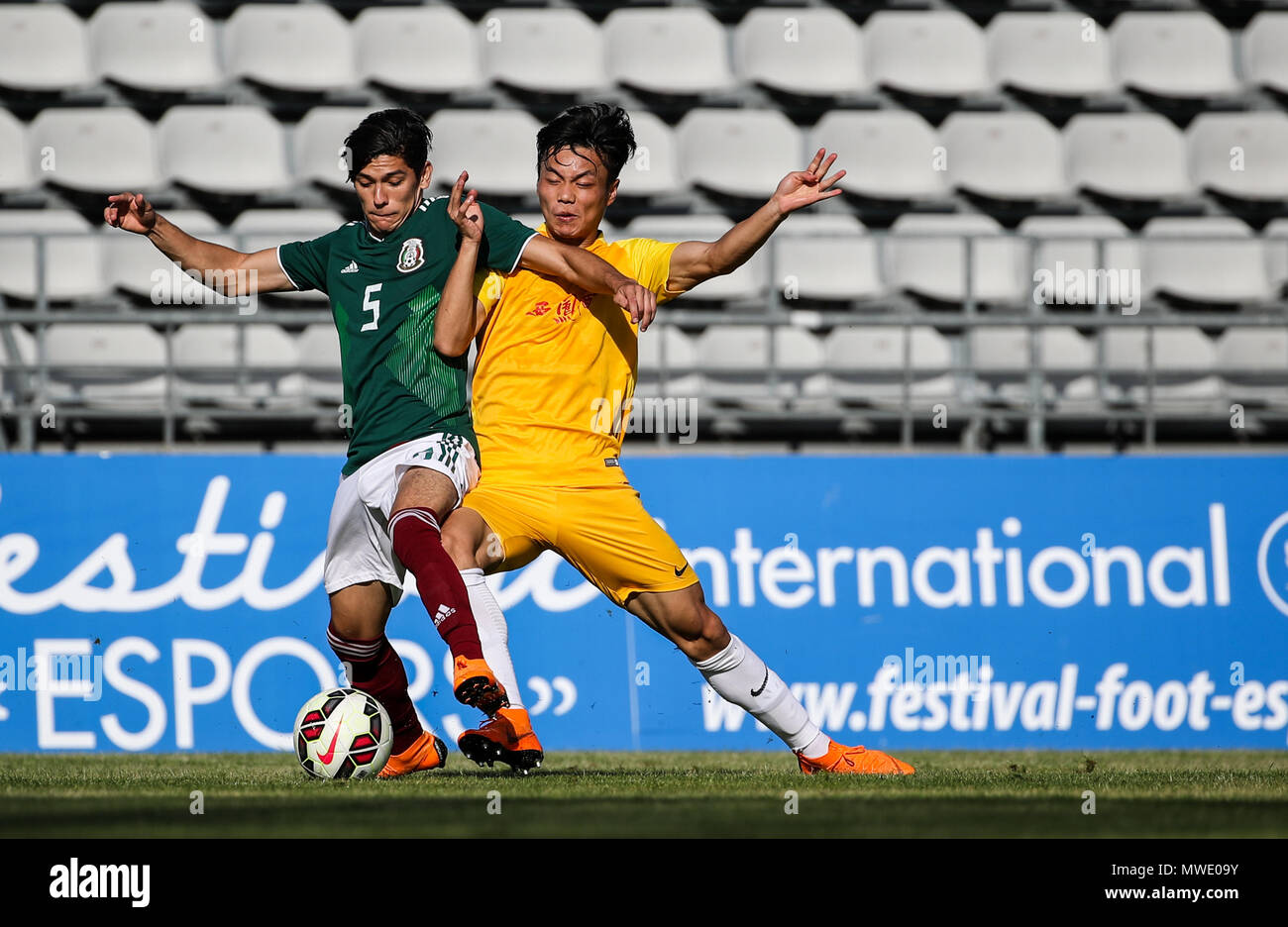 R Zamora High Resolution Stock Photography And Images Alamy