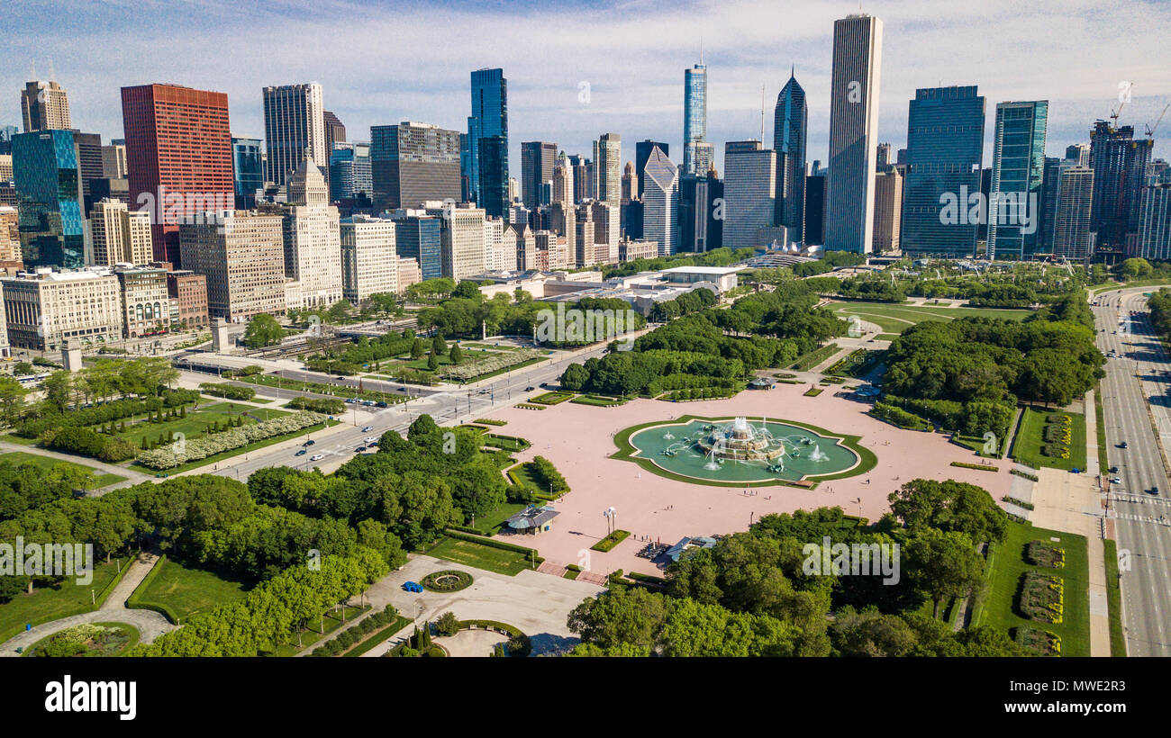 Buckingham Fountain, Grant Park, Chicago, IL, USA Stock Photo