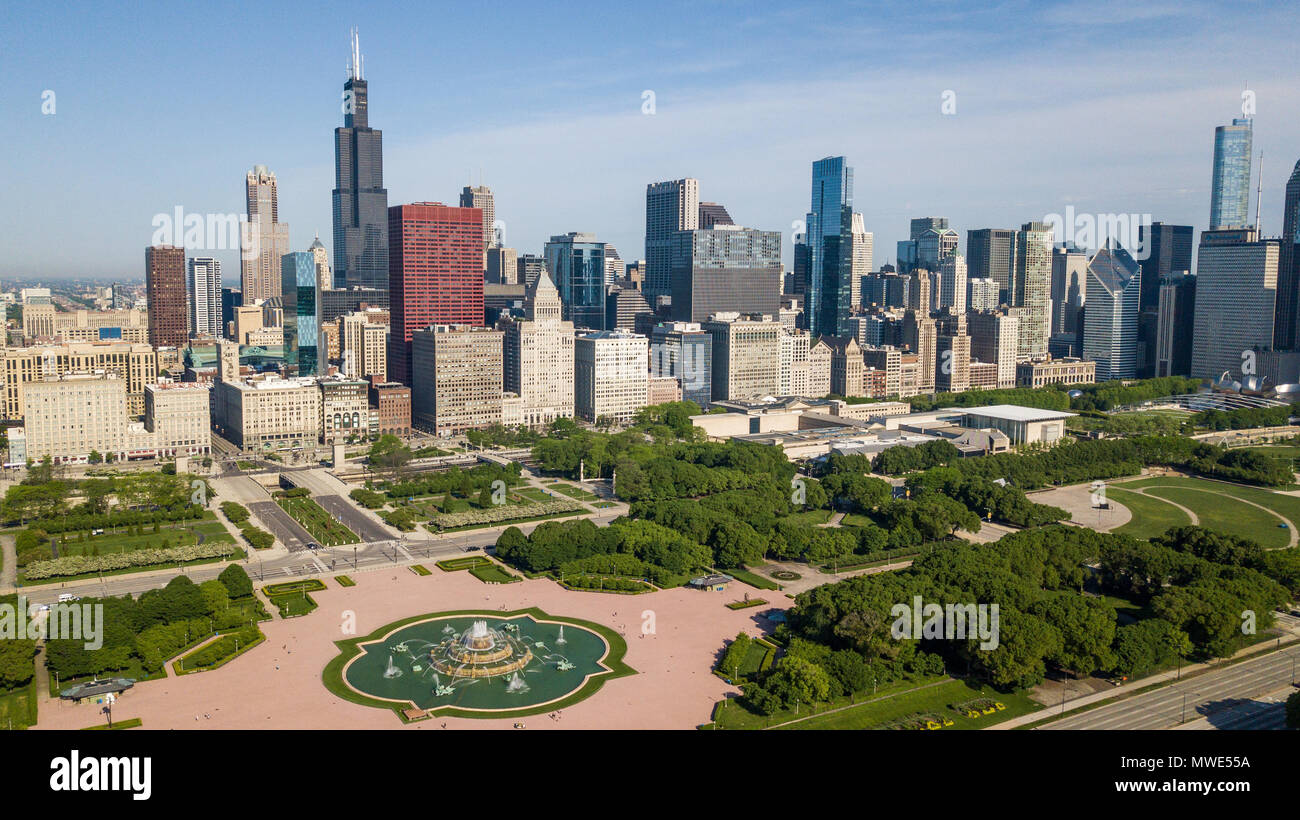 Buckingham Fountain, Grant Park, Chicago, IL, USA Stock Photo