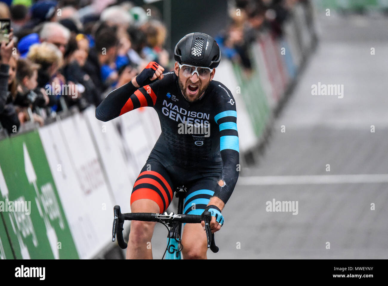 Neil van der Ploeg of Madison Genesis celebrating team win points in ...