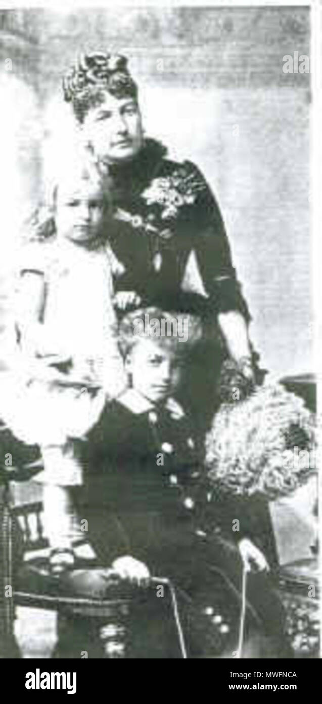 . English: Louise Duchess Saxe-Coburg-Gotha with children:Leopold (1878 ...